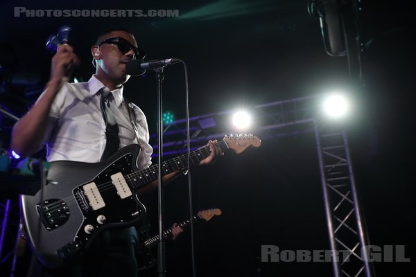 THE DEARS - 2022-09-25 - PARIS - La Boule Noire - 